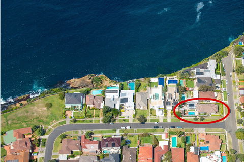Stunning Luxury Home - Accommodation Gladstone 8