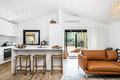 Three Salty Sisters - Accommodation Gladstone 2