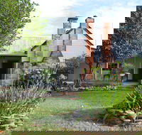 Tre- Vista Lane Retreat - Accommodation Gladstone