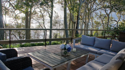 Tuggerah Lake House - Accommodation Gladstone 0