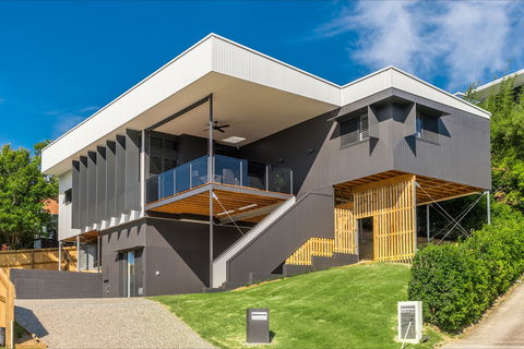 Wollumbin Haus Byron - Accommodation Gladstone 0