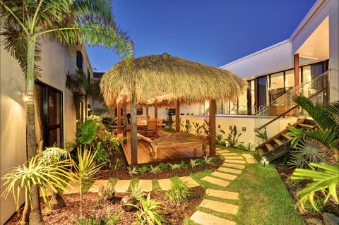 ZEN Beach Retreat - Accommodation Gladstone 4