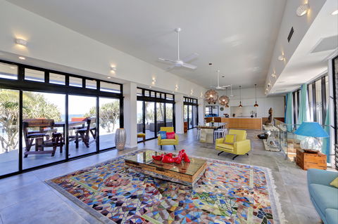 ZEN Beach Retreat - Accommodation Gladstone 7