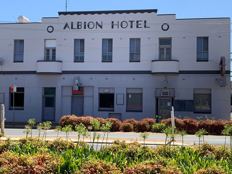 Albion Hotel-Motel Finley - Accommodation Gladstone 1