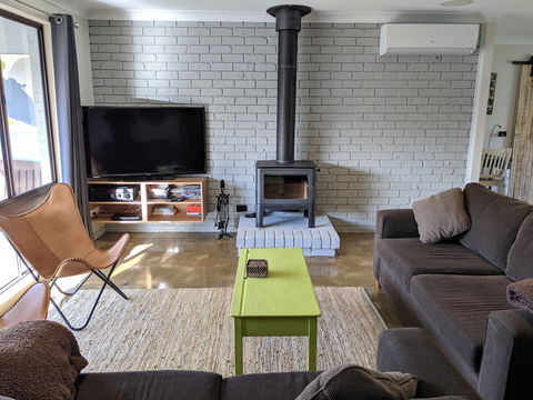 Aloha - Accommodation Gladstone 1