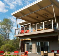 Aruma Executive Holiday Home