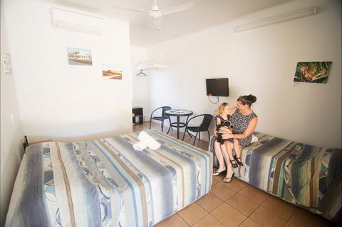 Cool Palms Motel Mackay - Accommodation Gladstone 2