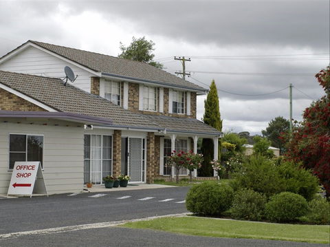 Country Road Caravan Park - Accommodation Gladstone 0