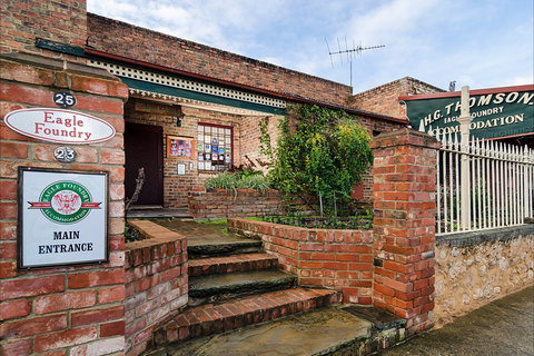 Eagle Foundry Bed & Breakfast - Accommodation Gladstone 1
