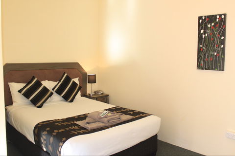 Inverell Motel - Accommodation Gladstone 0