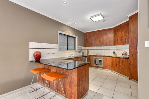 Mount Gambier Apartments - MG Delux - Accommodation Gladstone 1