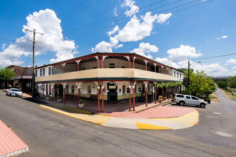 Peel Inn Nundle - Accommodation Gladstone 0