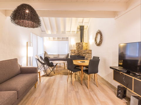 Ramada Resort By Wyndham Dinner Plain Mt Hotham - Accommodation Gladstone 2