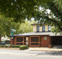 Seaton Arms Motor Inn - Accommodation Gladstone