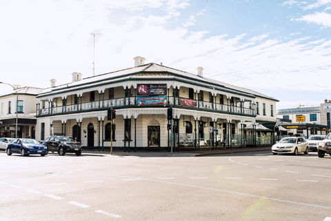 The Mount Gambier Hotel - Accommodation Gladstone 0