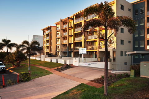 The Point Resort Bargara - Accommodation Gladstone 0