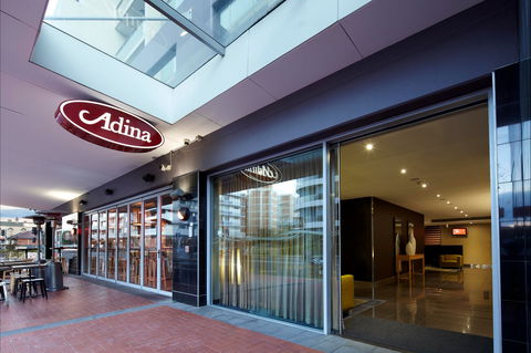 Adina Apartment Hotel Wollongong - Accommodation Gladstone 1