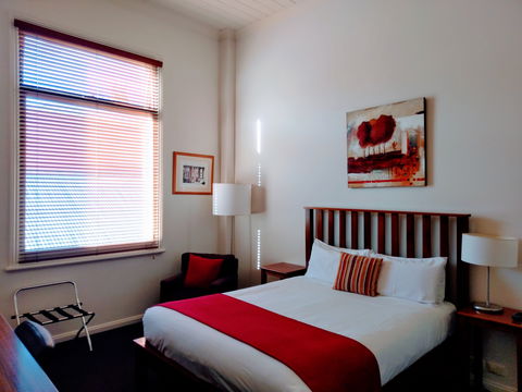 Ansonia On Lydiard - Accommodation Gladstone 0