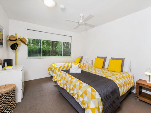 Apartment Two Surfside - Accommodation Gladstone 2