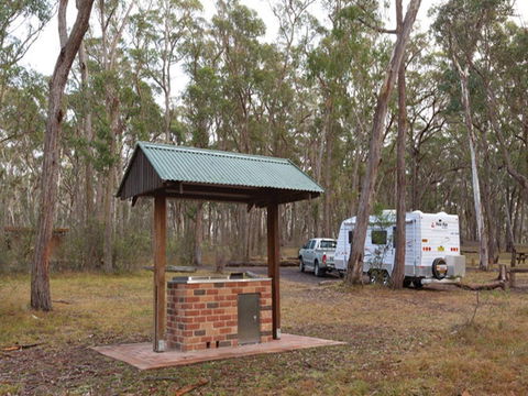 Apsley Falls Campground - Accommodation Gladstone 1