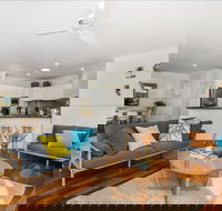 Barefoot Lane - Accommodation Gladstone