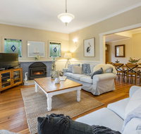 Blue Moon Cottages - Accommodation Gladstone