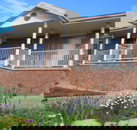 Brae View Villas One and Two - Accommodation Gladstone