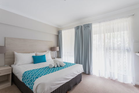 Busselton Villas And Caravan Park - Accommodation Gladstone 0