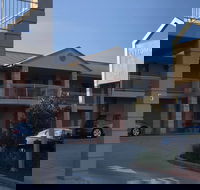 Littomore Hotel and Suites - Accommodation Gladstone