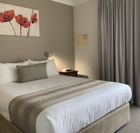 Lodestar Waterside Apartments - Accommodation Gladstone
