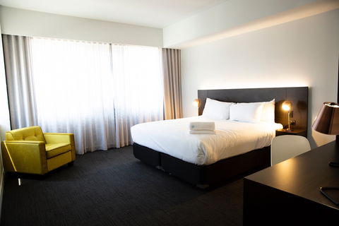 The Gerald Apartment Hotel - Accommodation Gladstone 2