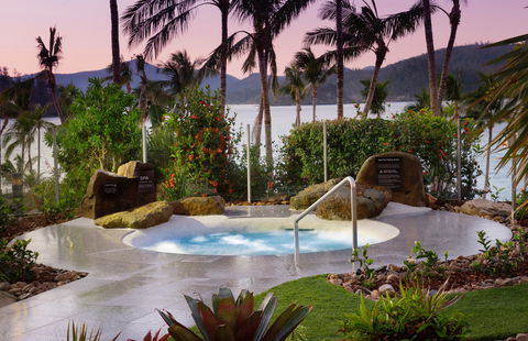Whitsunday Apartments, Hamilton Island - Accommodation Gladstone 2