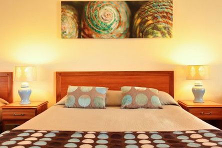 Byron Motor Lodge Motel - Accommodation Gladstone 0