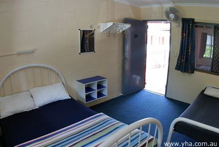 Cape Byron YHA - Accommodation Gladstone 3
