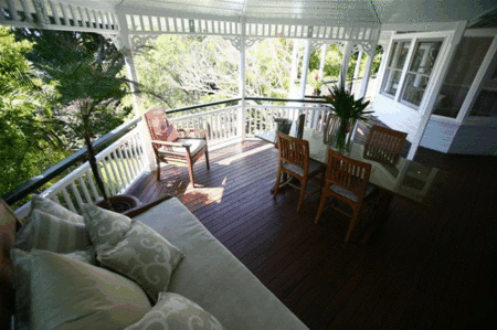 Byron Blisshouse - Carlyle House - Accommodation Gladstone 3