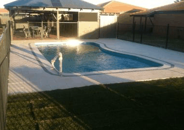 Ocean West Holiday Units - Accommodation Gladstone 1