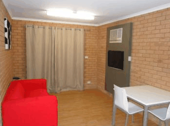 Ocean West Holiday Units - Accommodation Gladstone 2