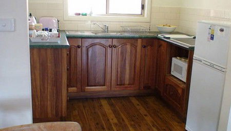Albury Cottages - Accommodation Gladstone 3