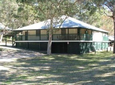 The Retreat Port Stephens - Accommodation Gladstone 3
