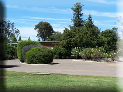 Rose Villa Motel - Accommodation Gladstone 1