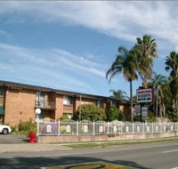 Adamstown Motor Inn - Accommodation Gladstone