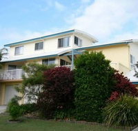 Angourie Waves - Accommodation Gladstone