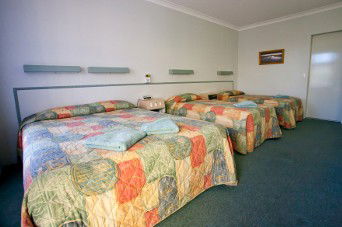 Stainsby On Marsh - Accommodation Gladstone 1