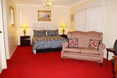 Bathurst Heights Bed And Breakfast - Accommodation Gladstone 2