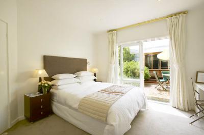 Waratah Brighton Boutique Bed And Breakfast - Accommodation Gladstone 1