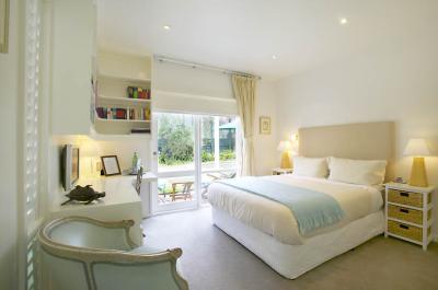Waratah Brighton Boutique Bed And Breakfast - Accommodation Gladstone 2
