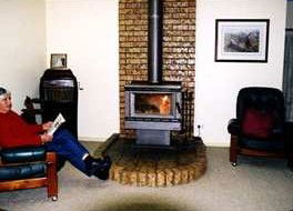 Silent Grove Farmstay - Accommodation Gladstone 1