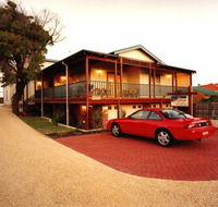 The Terrace Bed  Breakfast - Accommodation Gladstone