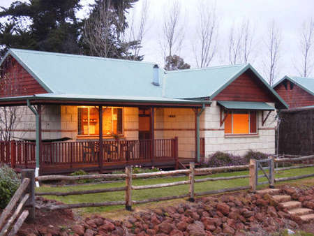 Clover Cottage Country Retreat - Accommodation Gladstone 2