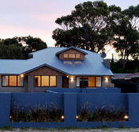 Waikiki Beach Bed and Breakfast - Accommodation Gladstone